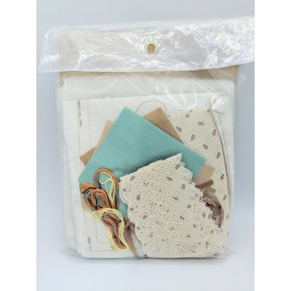 Veiled Quilting Pillow Kit #VQH-02 VTG 1984 Flying Fingers Easy "Home" NOS - Picture 2 of 4